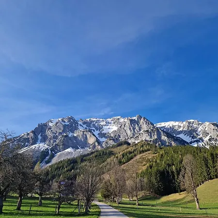 Apartamento Romantikapartment Mit Sommercard Schladming Dachstein *