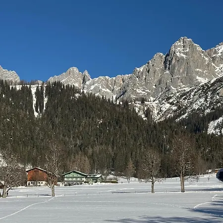 Romantikapartment Mit Wintercard Apartment *