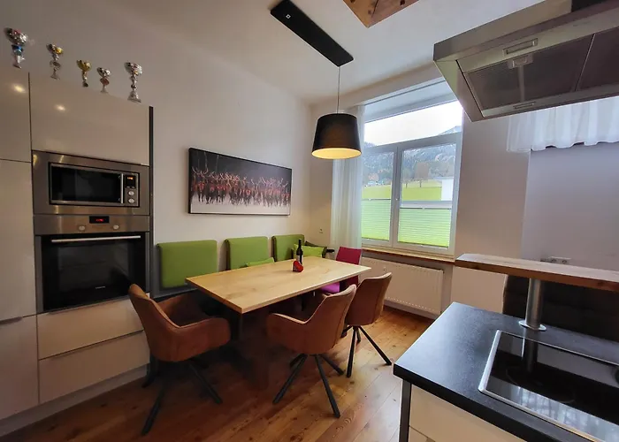 아파트 Romantikapartment Mit Sommercard Schladming Dachstein *